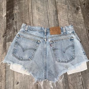 Vintage Levi’s Women’s Cut off Short